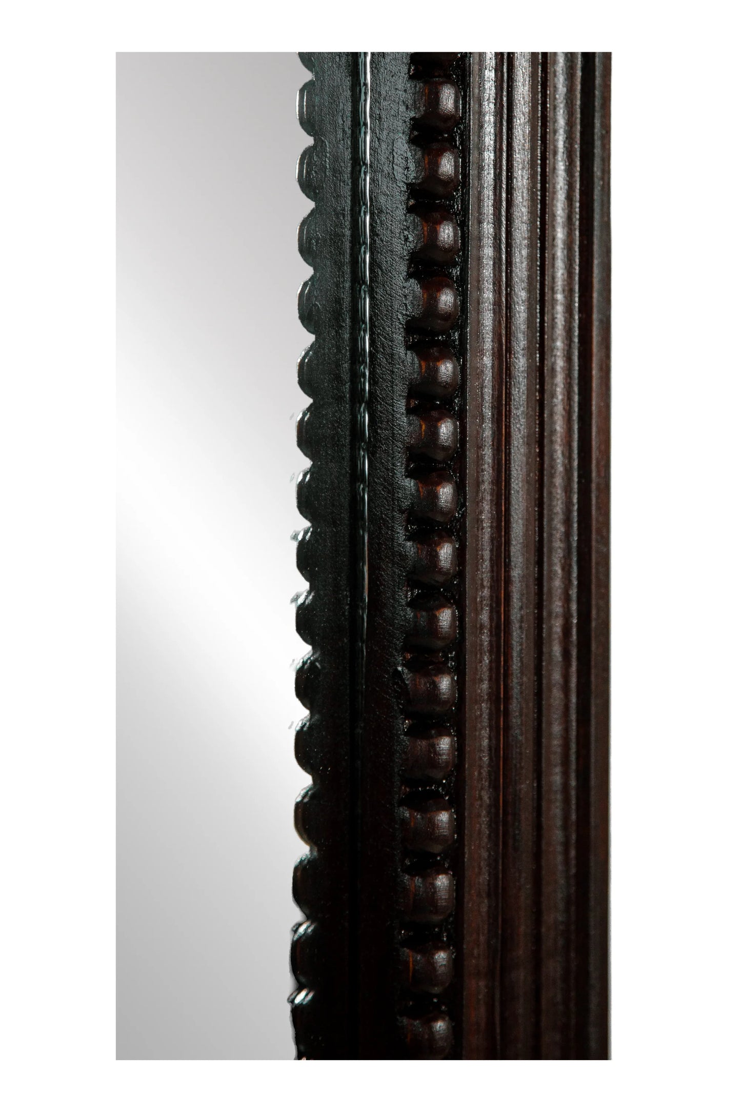 Contemporary Mirror Frame Standing - Style 04