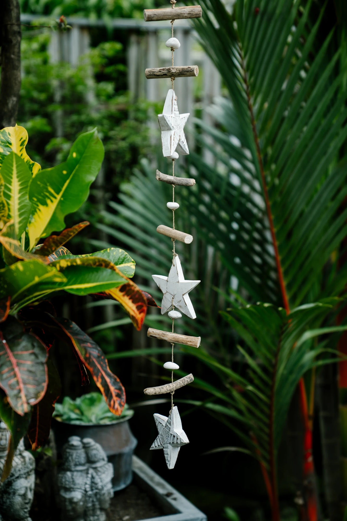 Nature's Serenity Hanging Stars Décor Antique White