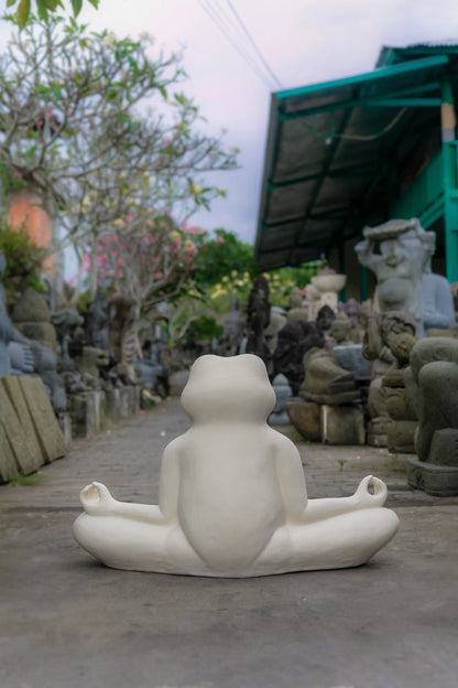 Meditating Frog Large