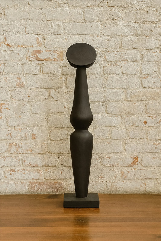 Small Curvy Totem Burnt Black – Style 01