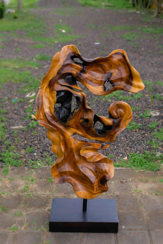 Natural Wooden Sculpture - Style 02