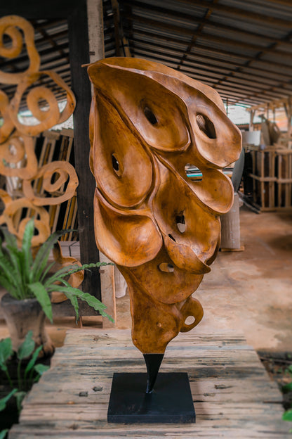 This is an Antique Natural Wooden Sculpture to decorate your indoor living room